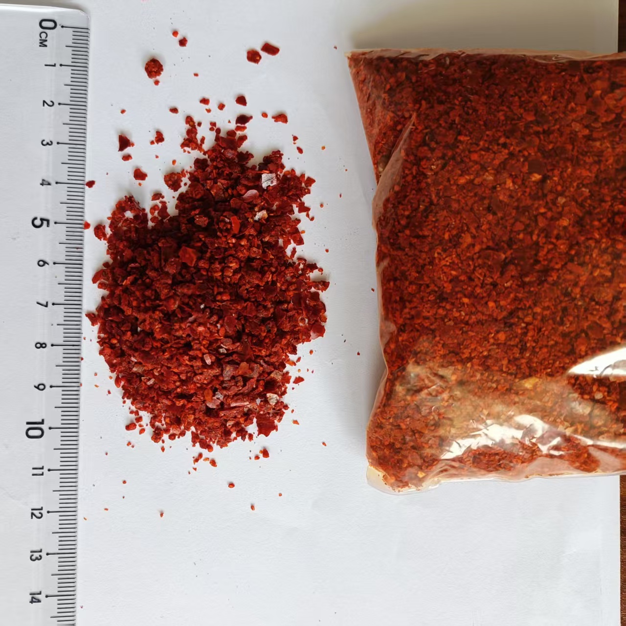 dried red chili flakes 2-4